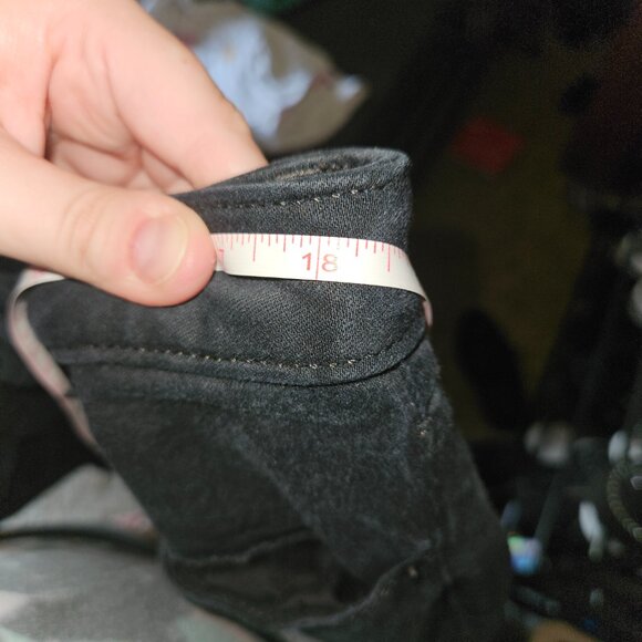 Universal Threads 18/34R Black Skinny Jeans - Picture 4 of 5